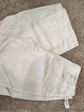 Aritzia White Effortless Wide-Leg Linen Pants